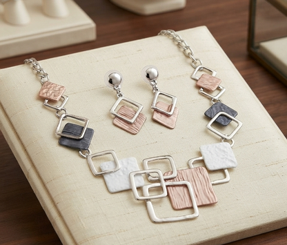 Modernes Damen Halskette & Ohrringe Set – Geometrisches Design, Tropföl-Finish